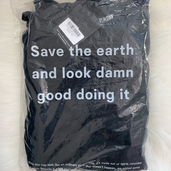 Reformation Winslow dress black - Picture 2 of 10